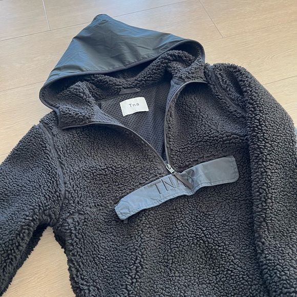 TNA fleece 3/4 zip - Picture 5 of 5